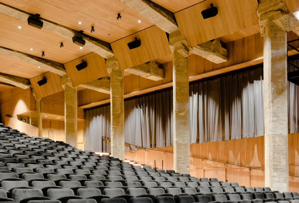 Bozar Salle M surround system
