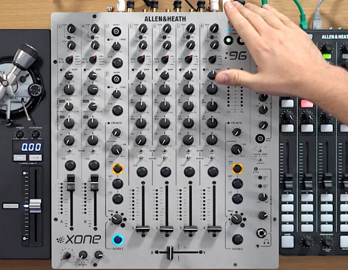 Allen & Heath xone:96 DJ mixer