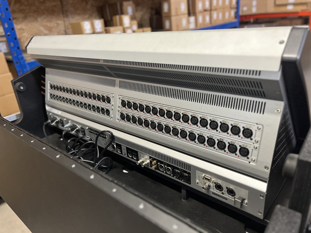 Vi1 + FC - [SECOND-HAND]