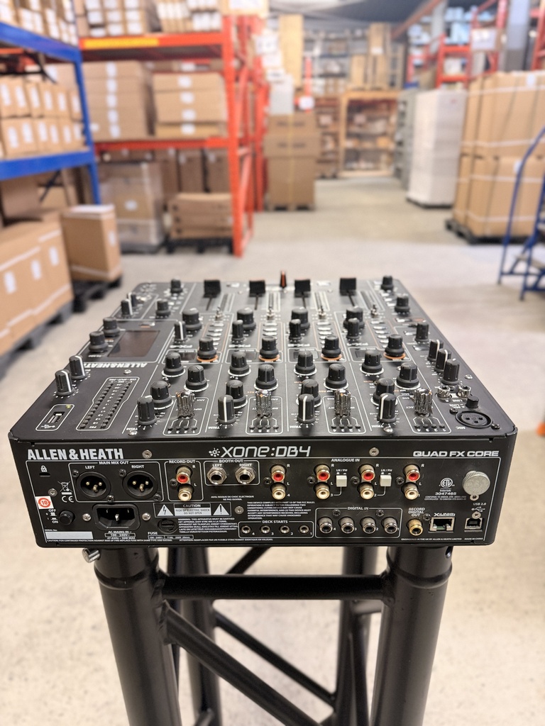 XONE:DB4 - [SECOND-HAND]