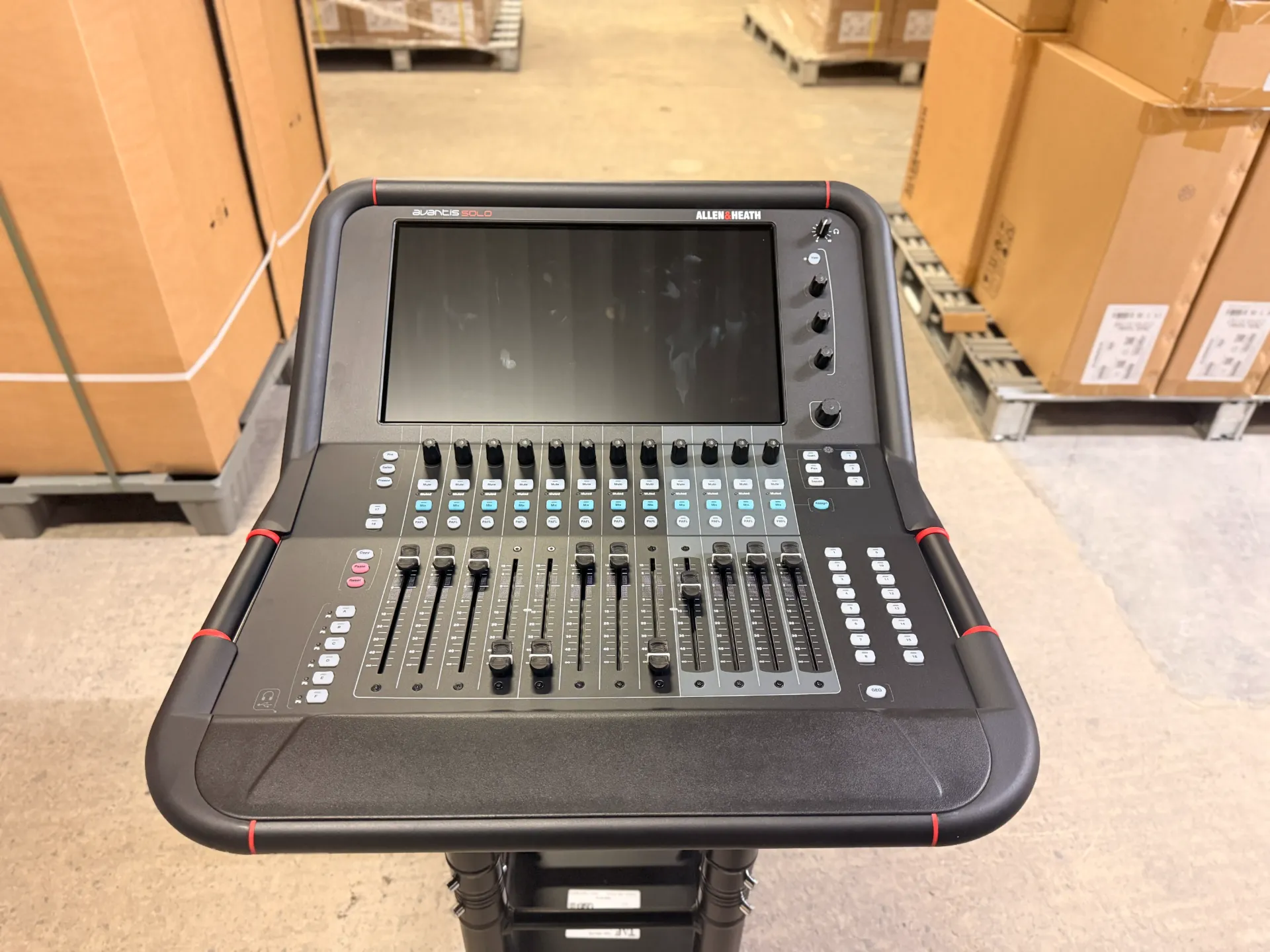 Allen & Heath AVANTIS SOLO - [SECOND-HAND]