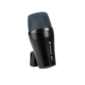 E 902