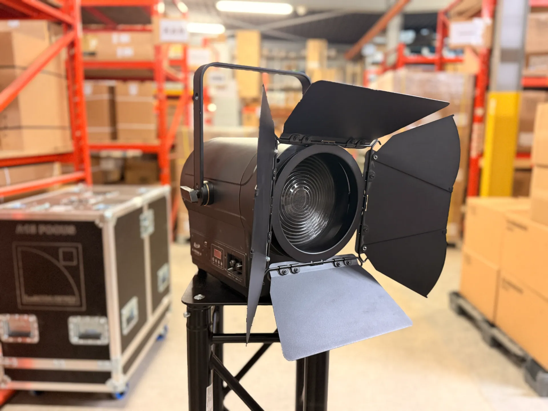 ELATION KL Fresnel 8 - [EX-DEMO]